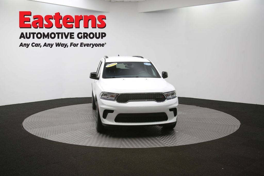 Used 2023 White Dodge SXT image 48