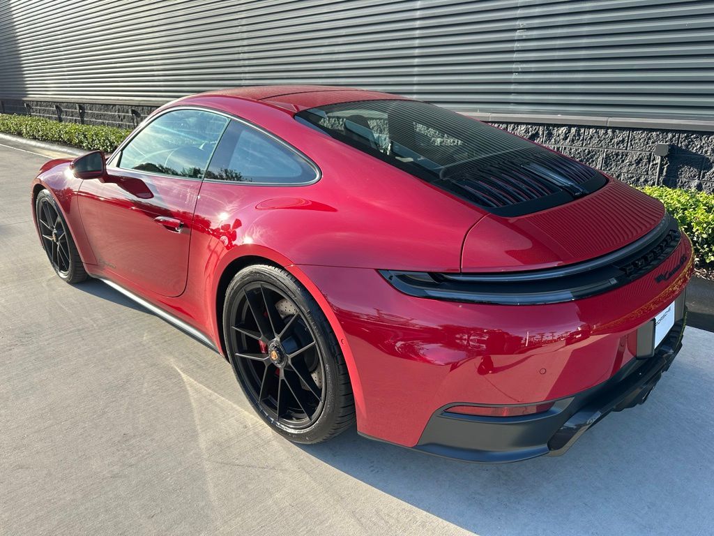 Thumbnail: 2026 Porsche 911 - 3