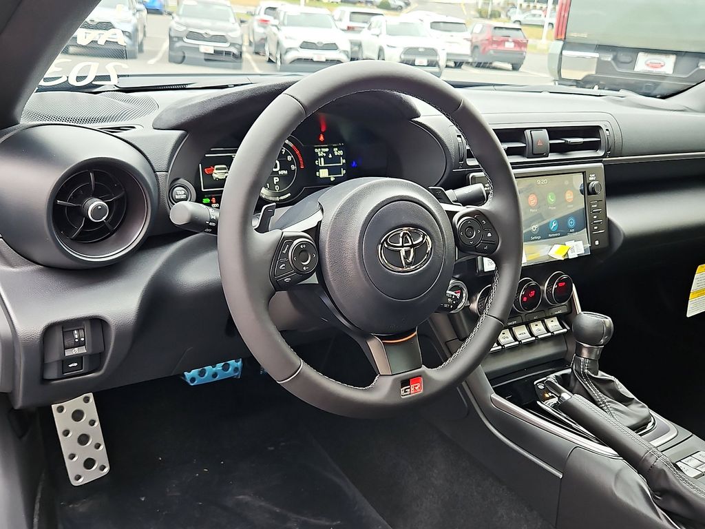 Thumbnail: 2025 Toyota GR86 - 9