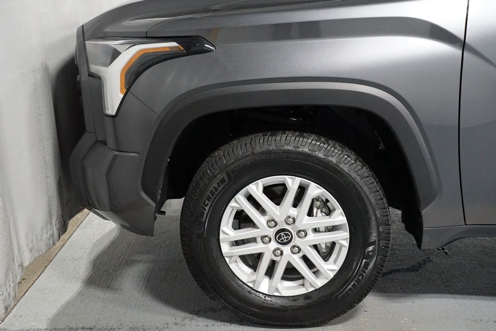 Thumbnail: 2024 Toyota Tundra - 5