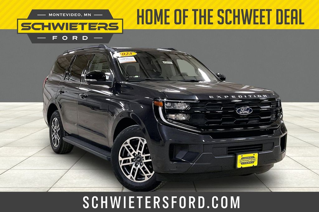 Gray Metallic 2025 Ford Expedition SUV / Crossover Four-Wheel Drive Automatic