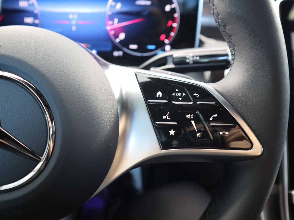 Thumbnail: 2026 Mercedes-Benz GLC - 13