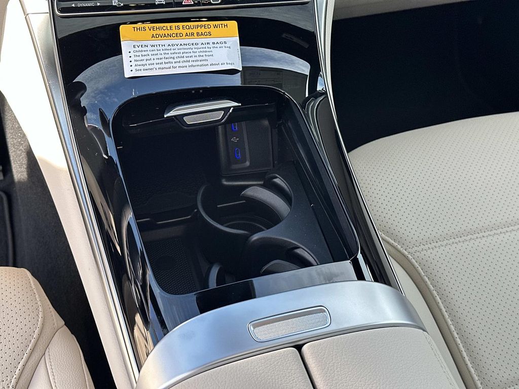 Thumbnail: 2026 Mercedes-Benz GLC - 24