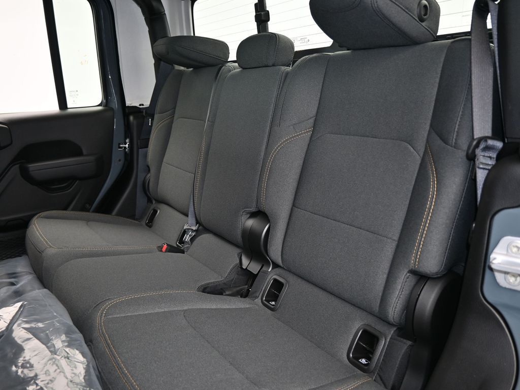 New 2026 anvil clearcoat Jeep Sport image 27