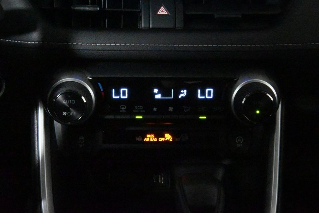 Thumbnail: 2023 Toyota RAV4 - 24