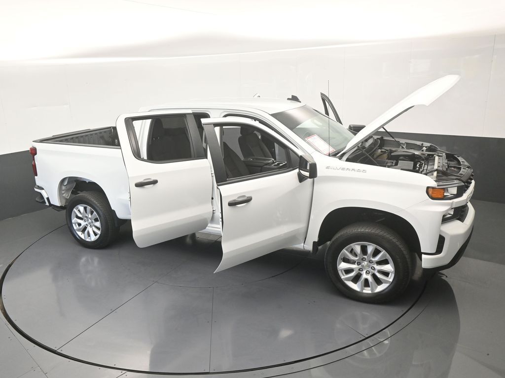 Used 2022 Summit White Chevrolet Custom image 70