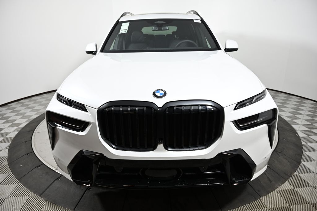 2026 BMW X7 xDrive40i 8