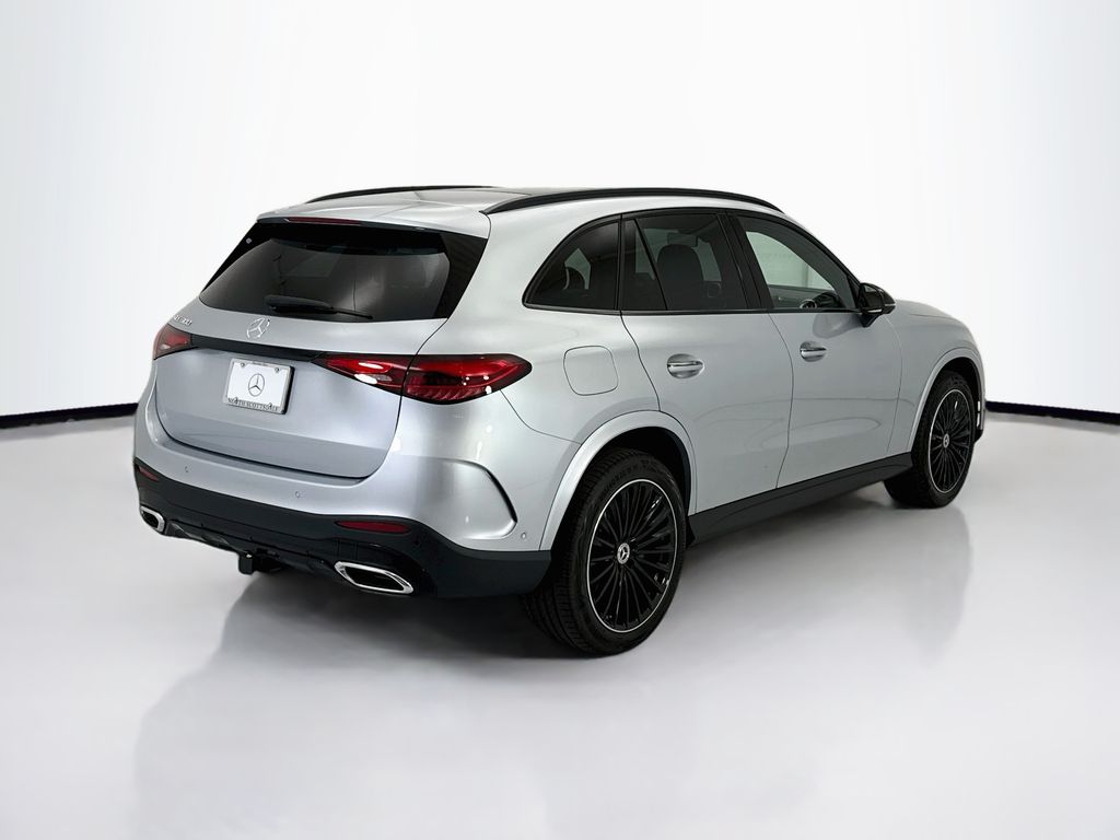 Thumbnail: 2027 Mercedes-Benz GLC - 5
