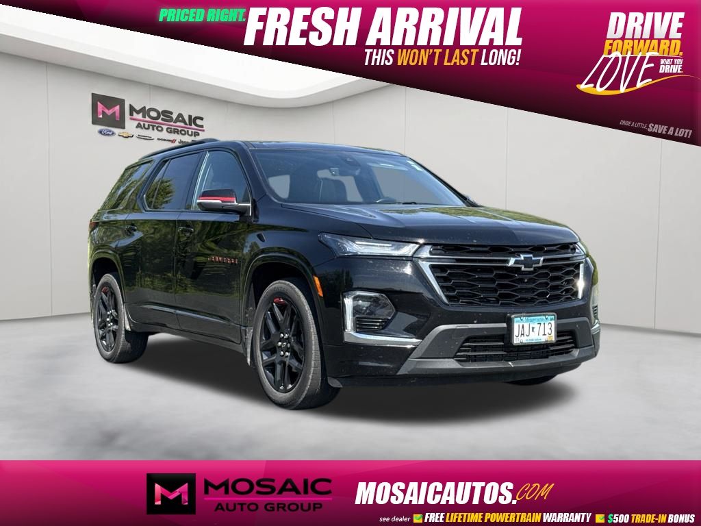 Mosaic Black Metallic 2022 Chevrolet Traverse SUV / Crossover Four-Wheel Drive 9-Speed Automatic