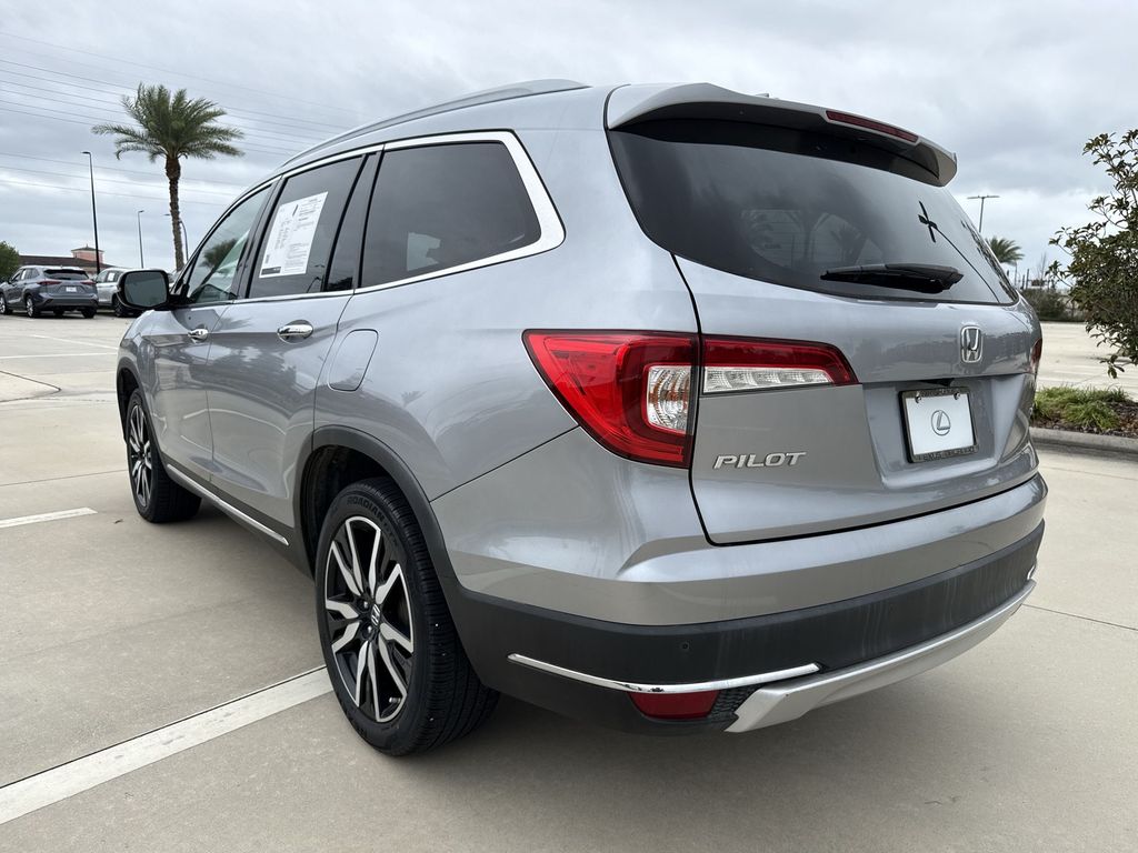 Thumbnail: 2019 Honda Pilot - 10