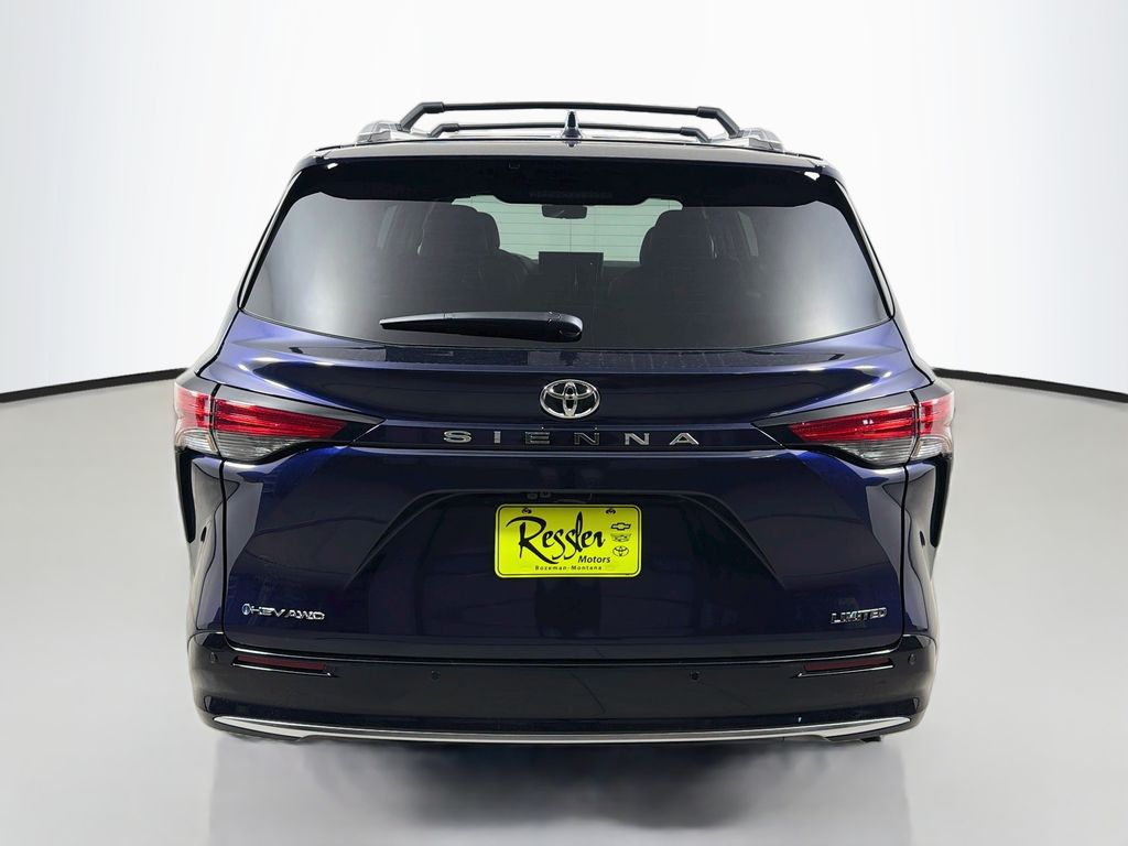 New 2026 Toyota Sienna Van