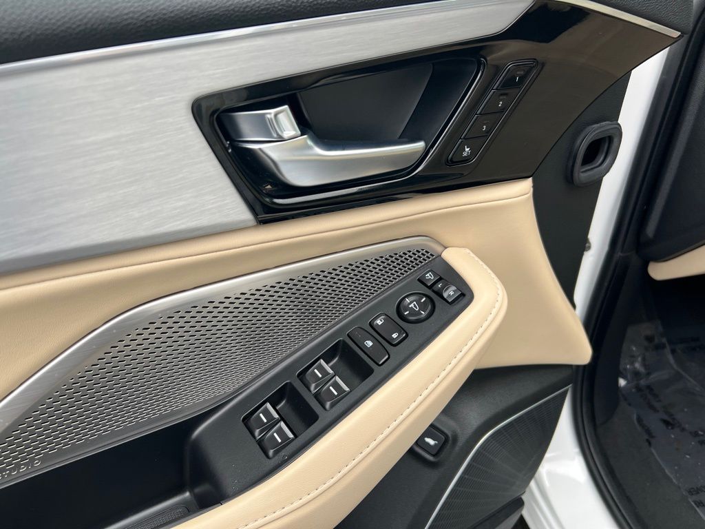 Thumbnail: 2023 Acura MDX - 12