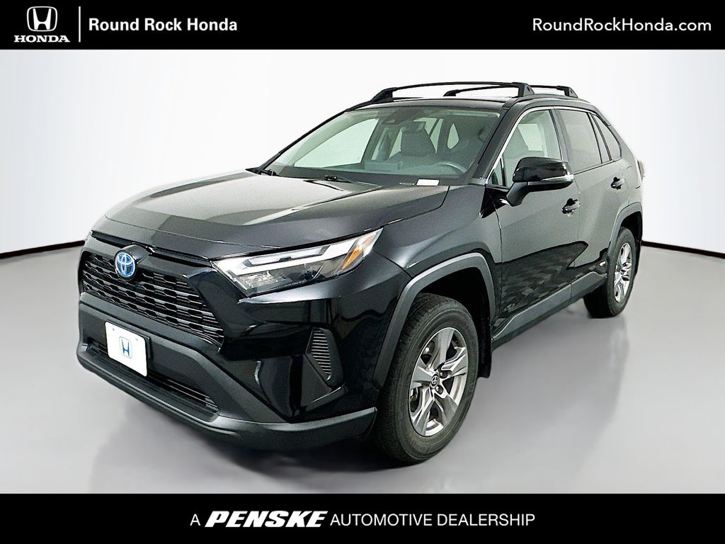 2024 Toyota RAV4 XLE -
                Round Rock, TX