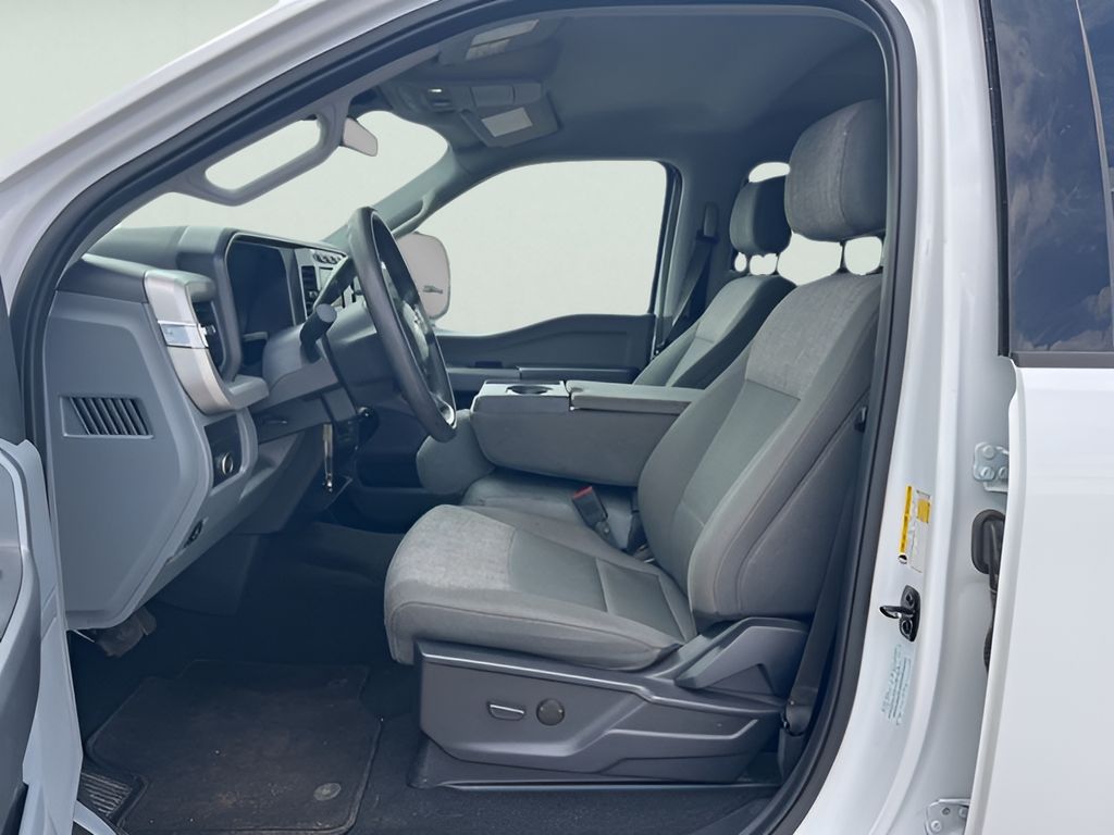 2024 Ford F-250 photo 16