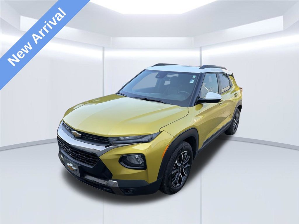 Nitro Yellow Metallic 2023 Chevrolet Trailblazer SUV / Crossover Front-Wheel Drive Continuously Variable Transmission