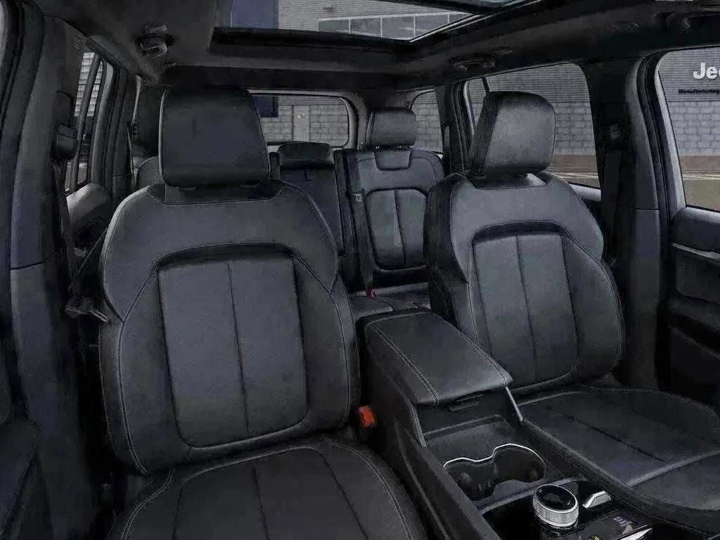 Used 2026 Jeep Grand Cherokee SUV