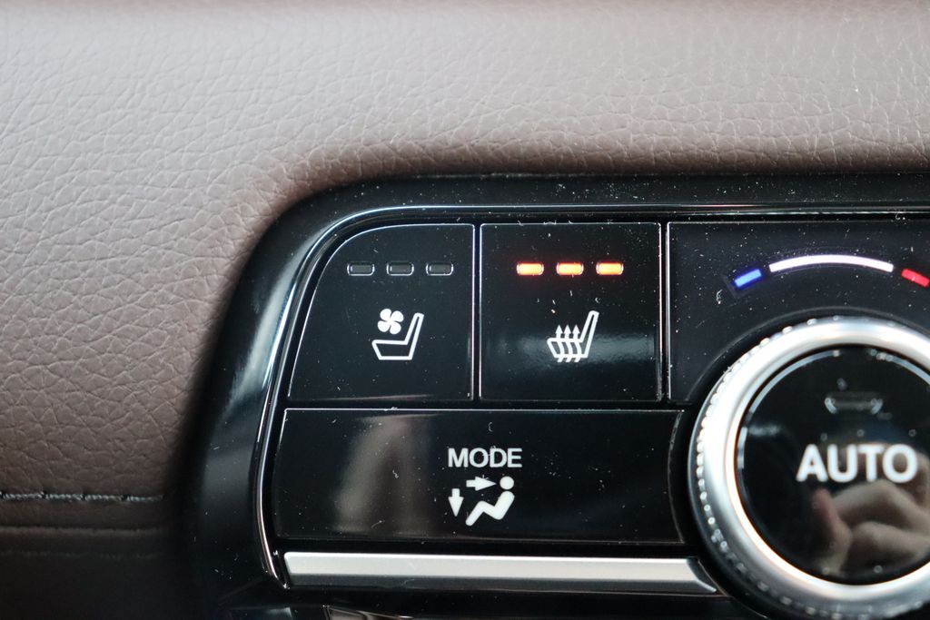 2025 Honda Pilot Elite 27