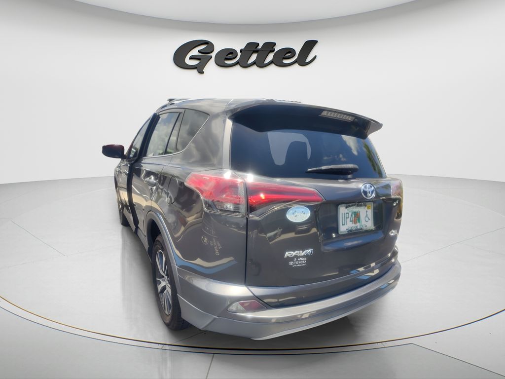 Pre-Owned 2018 Toyota RAV4 XLE 4D Sport Utility in #H096746A