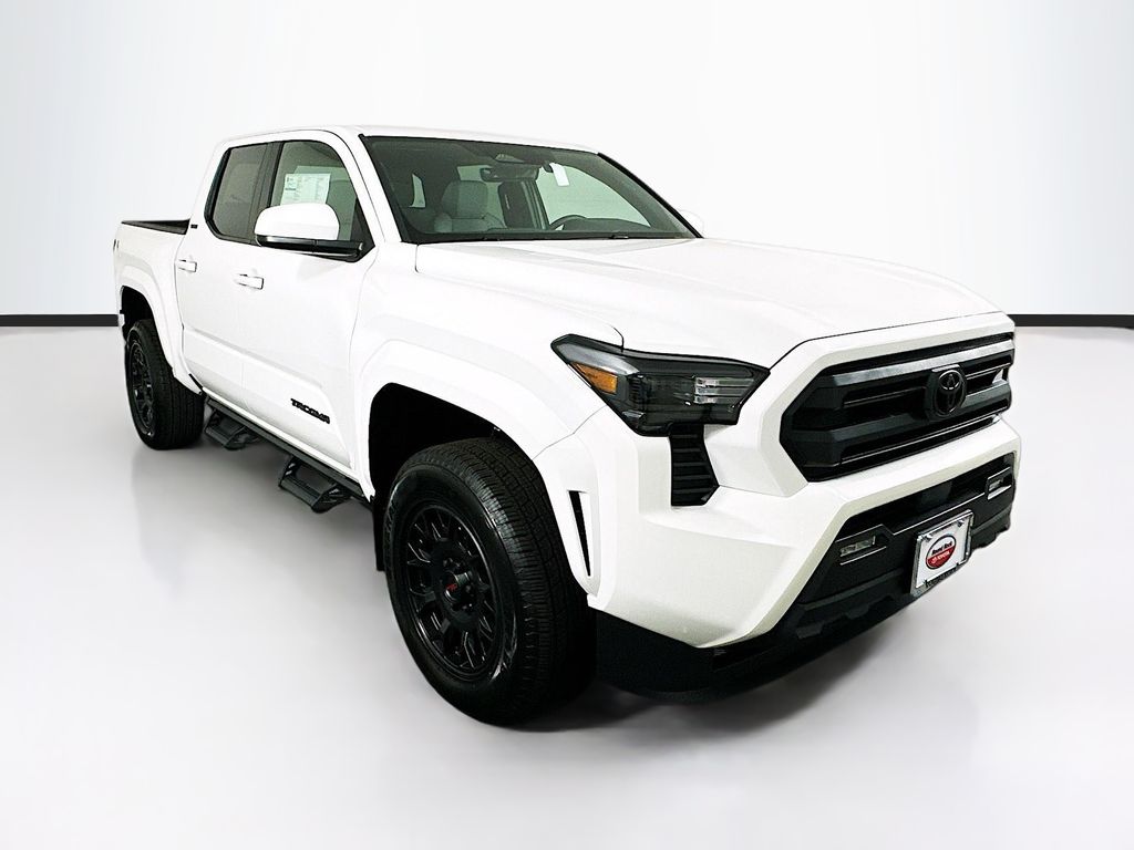 2024 Toyota Tacoma SR5 3