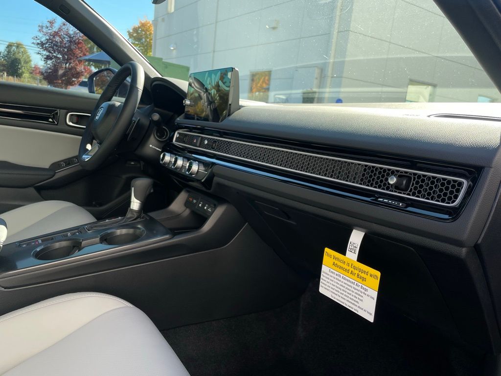 Thumbnail: 2026 Honda Civic - 31