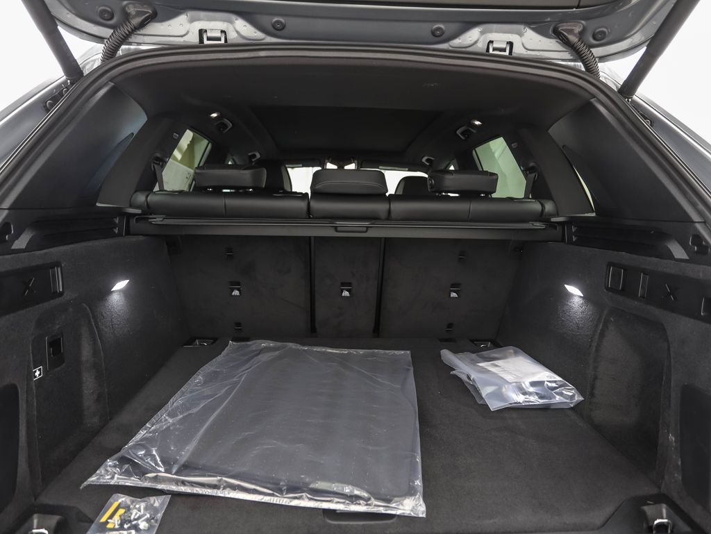 Thumbnail: 2026 BMW X5 - 24