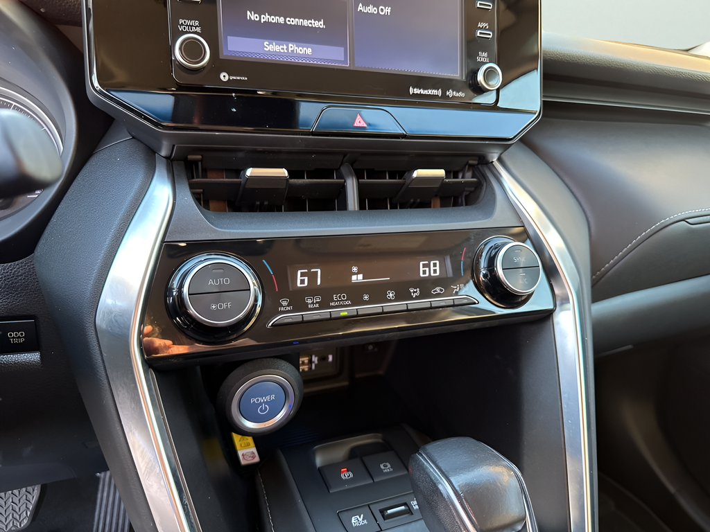 Used Car 2021 Toyota Venza  Limited For Sale Under $25,000 In Austin, Texas