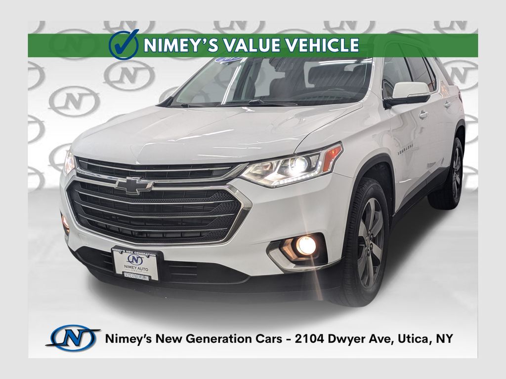 Summit White 2019 Chevrolet Traverse SUV / Crossover Four-Wheel Drive 9-Speed Automatic