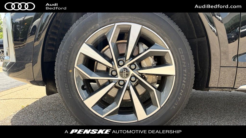 Thumbnail: 2023 Audi Q5 - 8