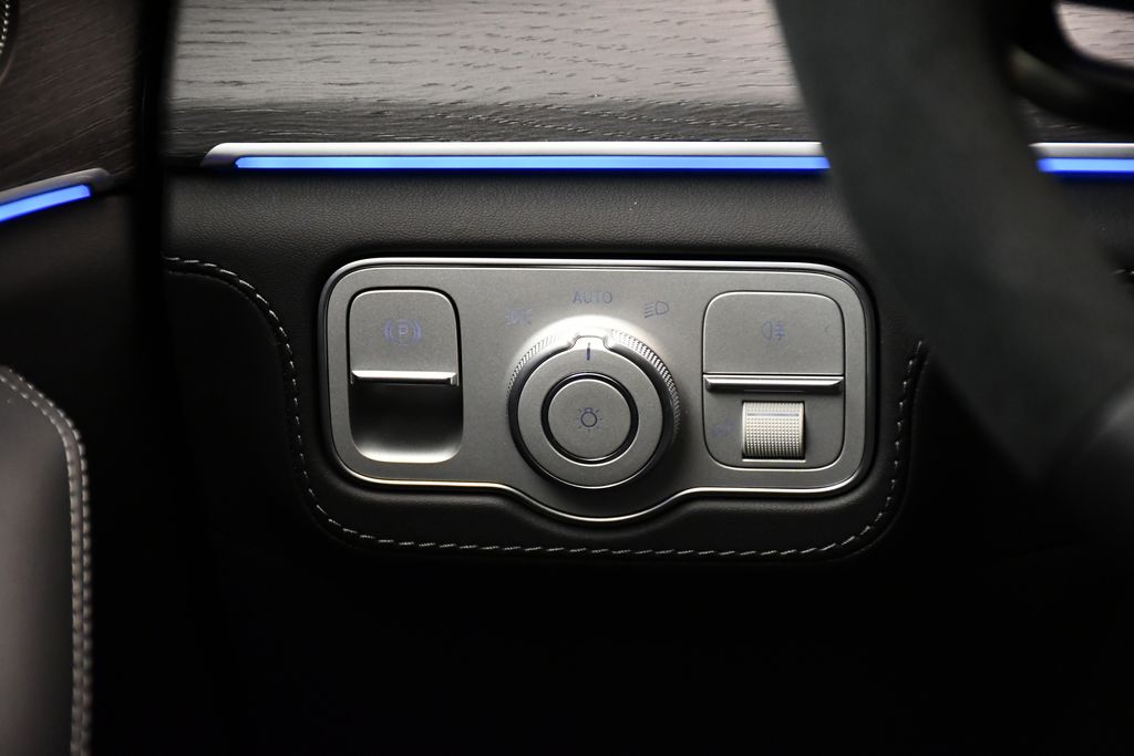 Thumbnail: 2025 Mercedes-Benz GLE - 22