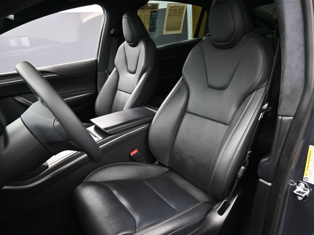 2022 Tesla Model X Plaid
