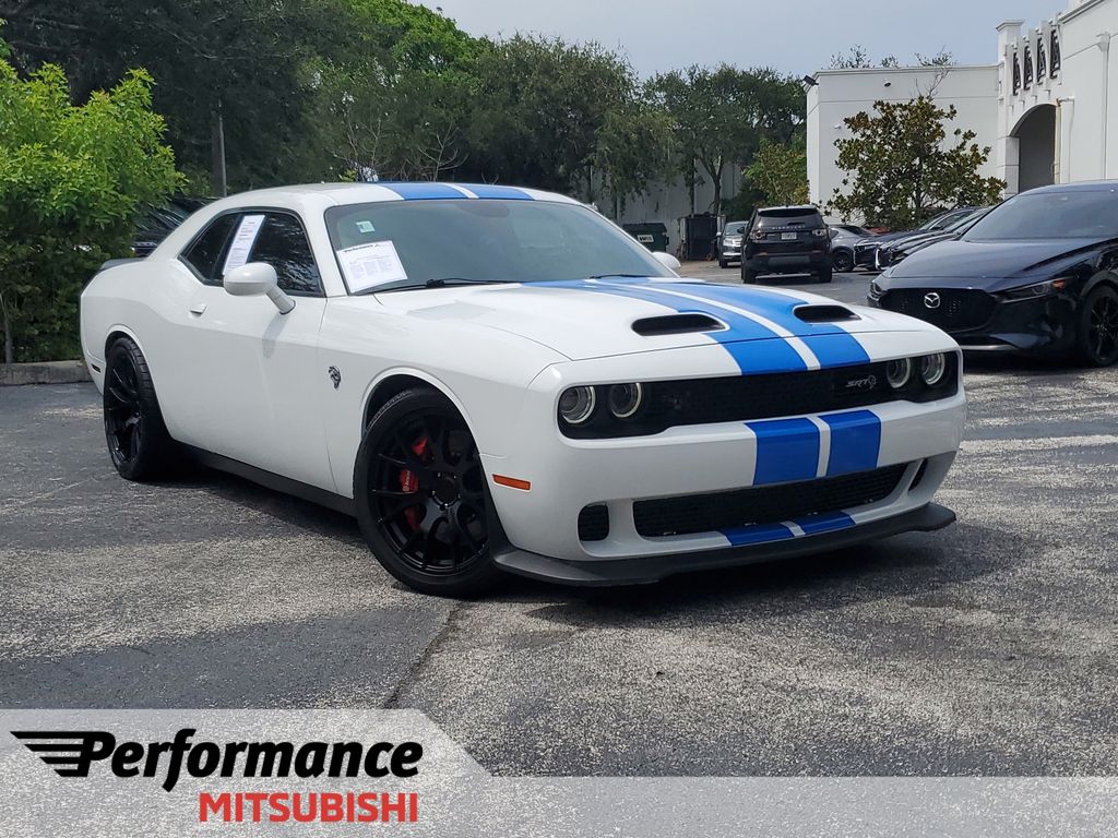 White Knuckle Clearcoat 2020 Dodge Challenger Coupe Rear-Wheel Drive 8-Speed Automatic