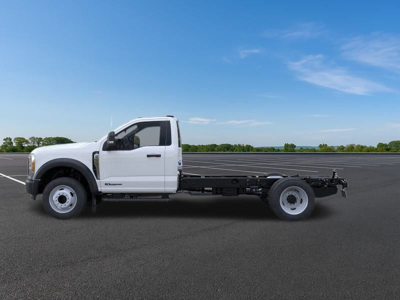 New 2025 Ford Super Duty F-550 Chassis Regular Cab (DRW) 169" Wheelbase XL
