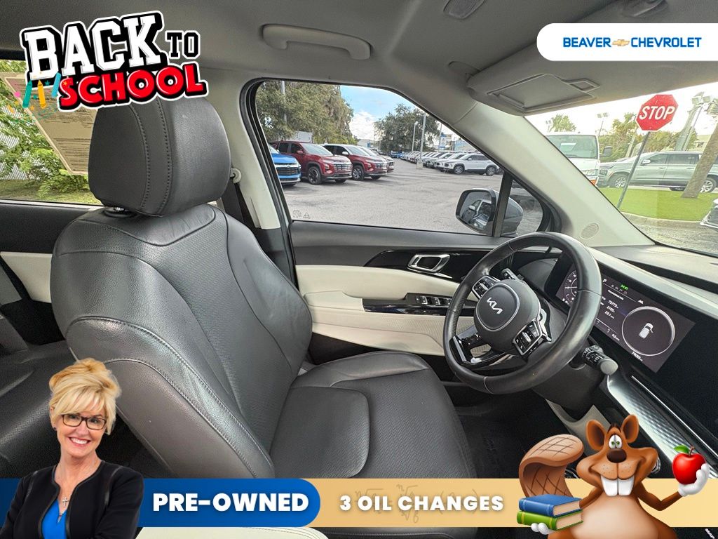 Used 2024 Kia Carnival Van
