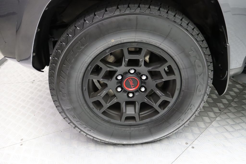 2023 Toyota 4Runner SR5 4