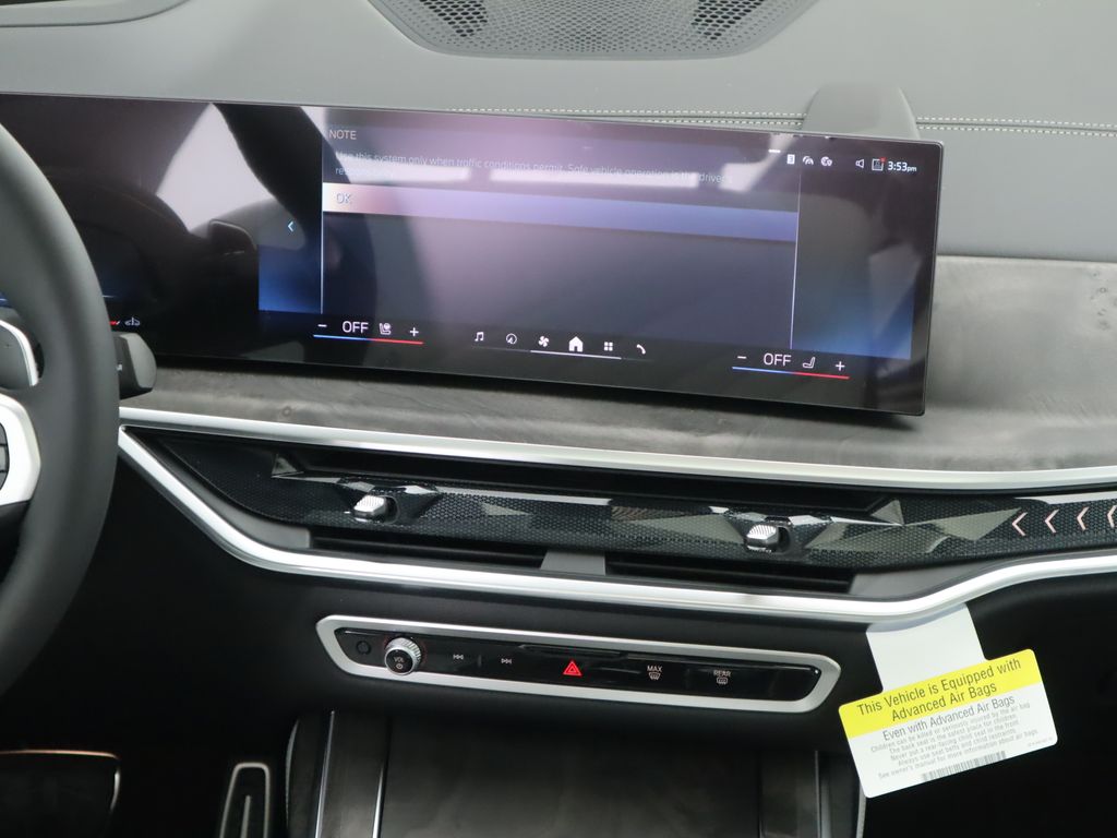 Thumbnail: 2026 BMW X7 - 14