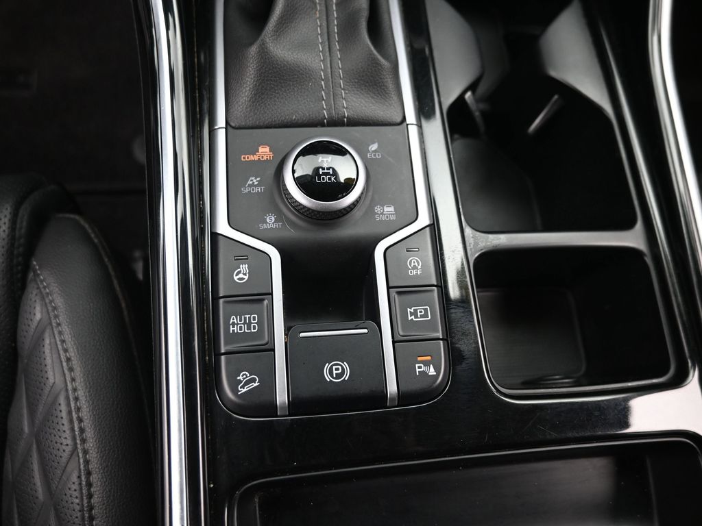 Certified Used 2023 White Kia X-Line SX Prestige image 20