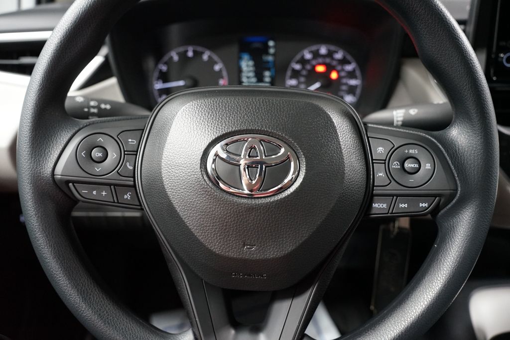 Thumbnail: 2025 Toyota Corolla - 12