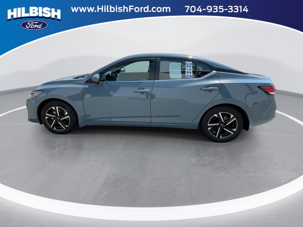 Used 2025 Atlantic Gray M Nissan SV image 5