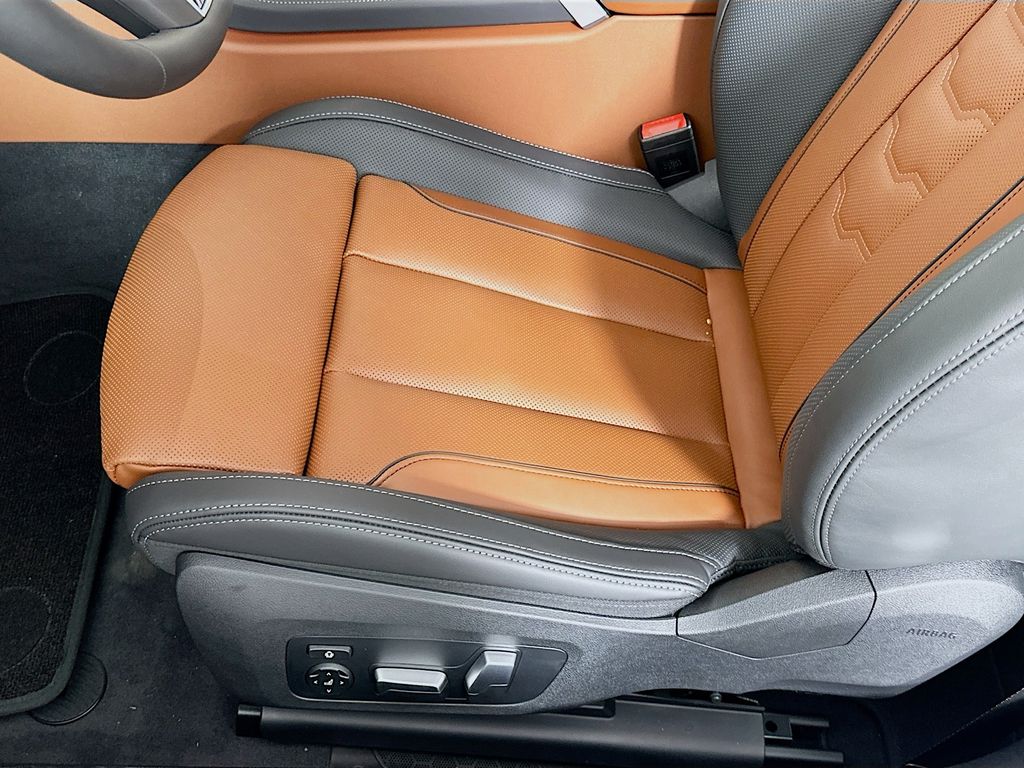 Thumbnail: 2026 BMW 8 Series - 20