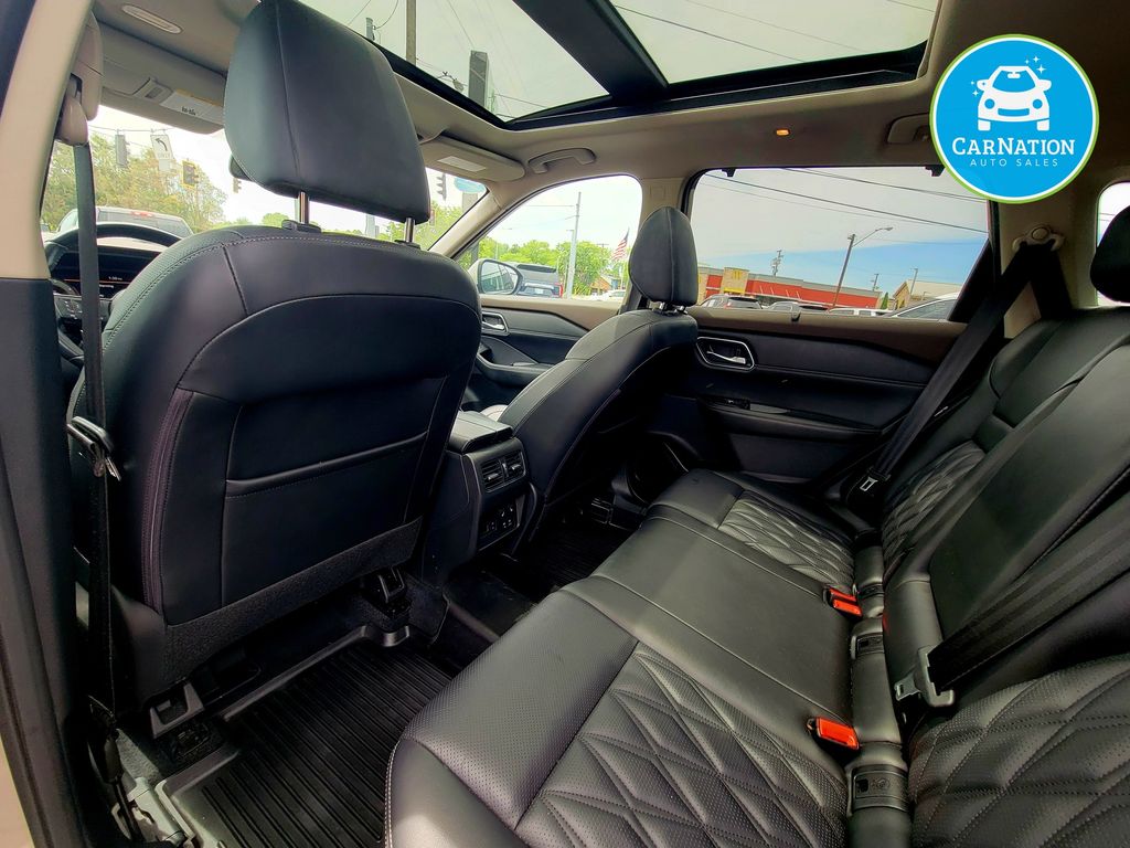 2021 Nissan Rogue Platinum - Photo 9
