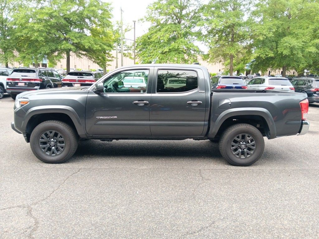 2022 Toyota Tacoma SR5 4