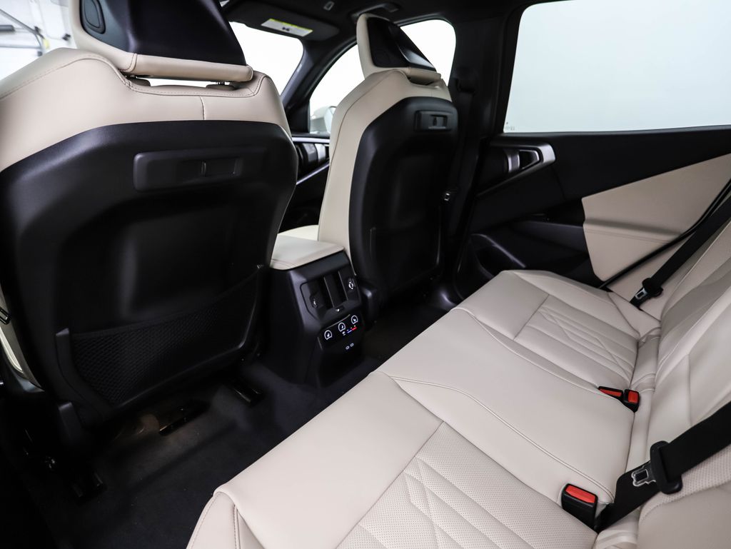 Thumbnail: 2026 BMW X3 - 22