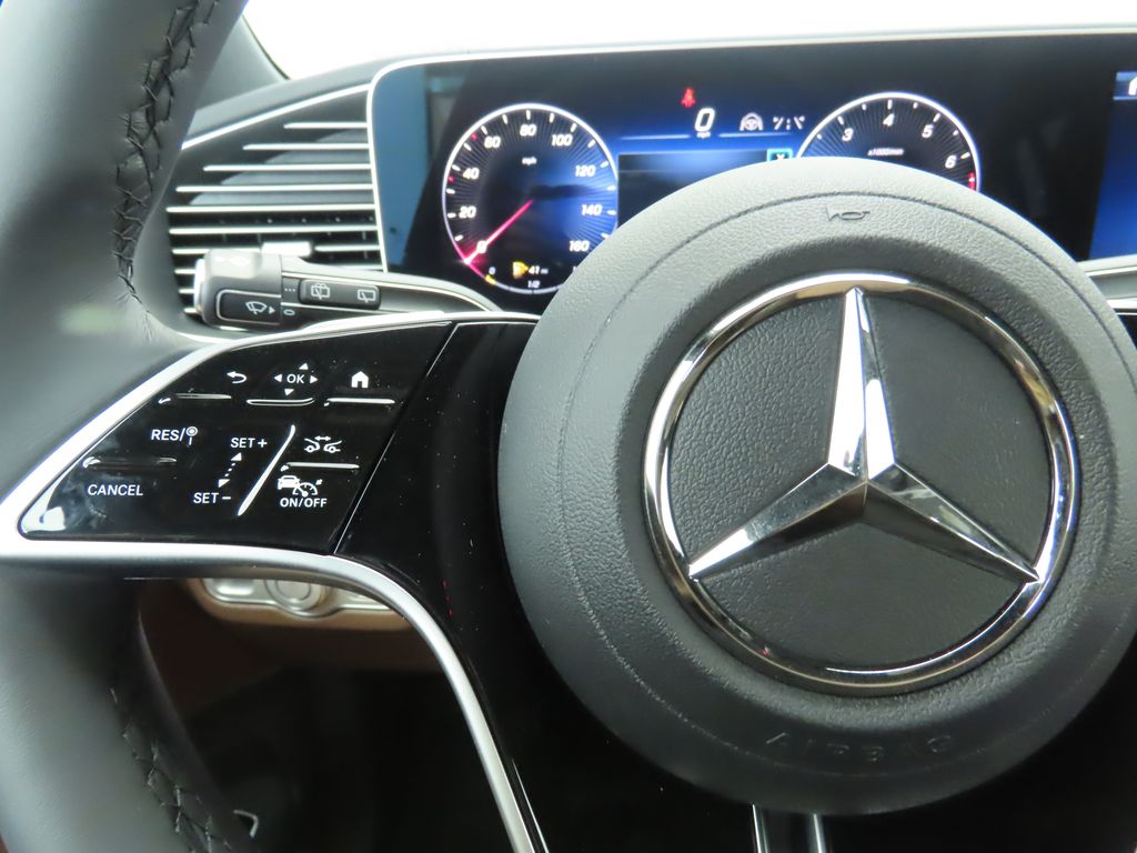 Thumbnail: 2026 Mercedes-Benz GLS - 11