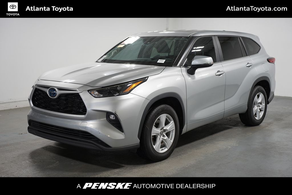 2023 Toyota Highlander LE -
                Duluth, GA