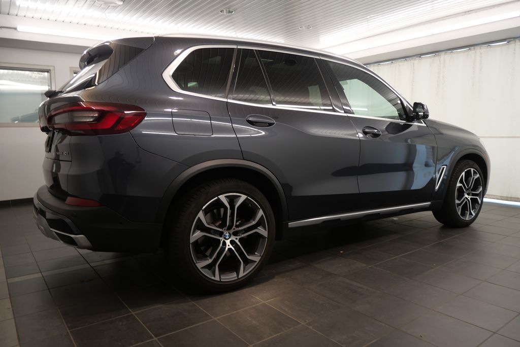 2022 BMW X5 sDrive40i 7