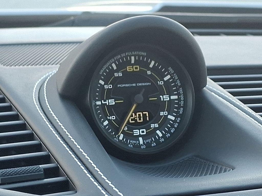 Thumbnail: 2026 Porsche 911 - 24