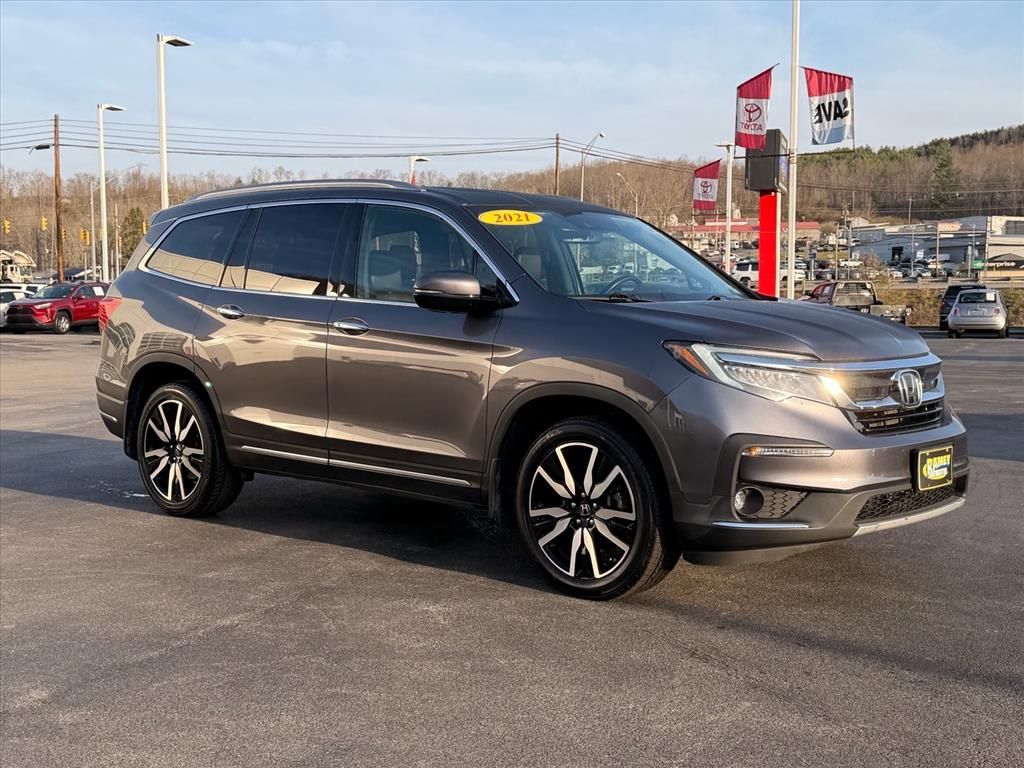 Gray 2021 Honda Pilot Touring AWD with Rear Captains Chairs SUV / Crossover All-Wheel Drive 9-Speed Automatic