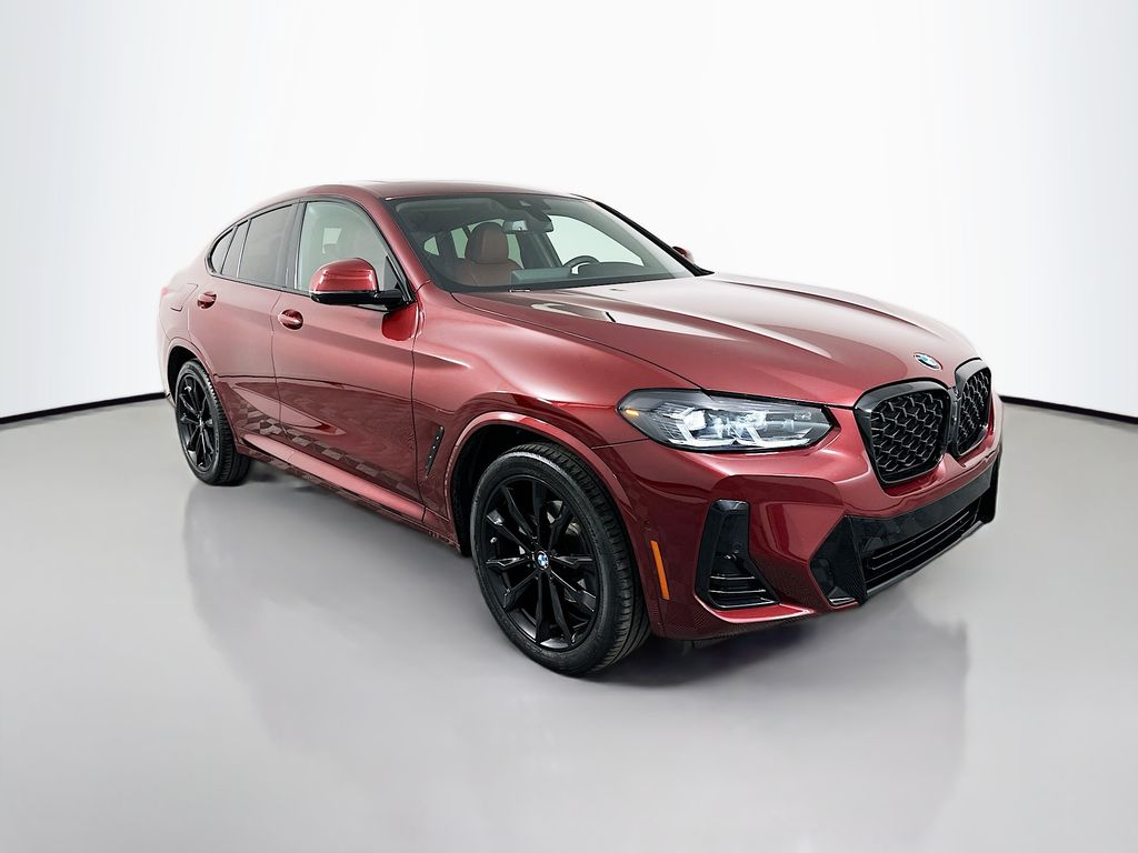 Thumbnail: 2023 BMW X4 - 3