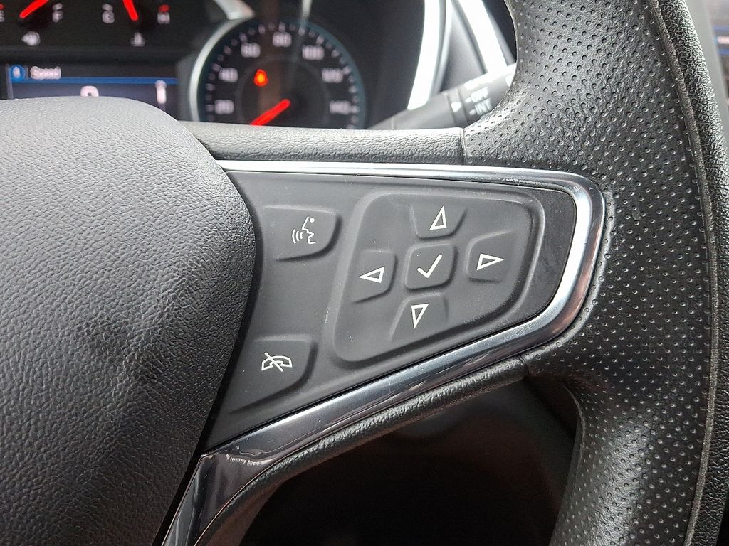 Thumbnail: 2020 Chevrolet Equinox - 22