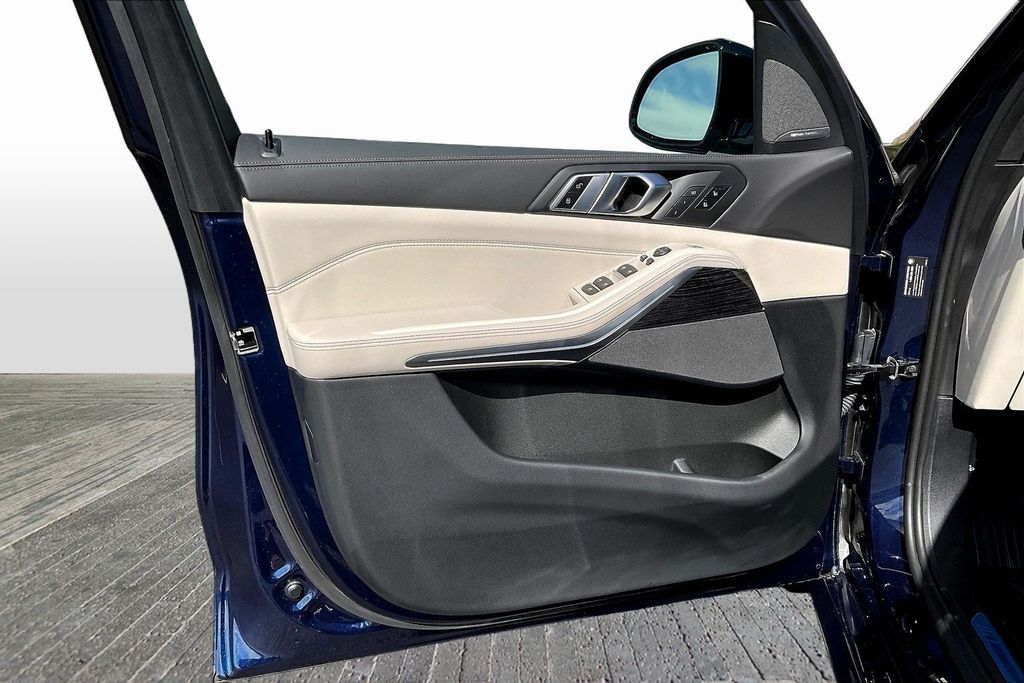2025 BMW X5 40i - Photo 20
